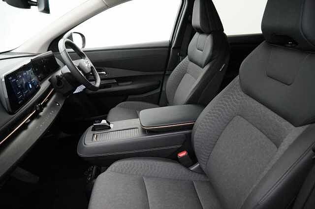 Nissan ARIYA 63KW Advance Auto with Sat Nav and 360 View Cameras