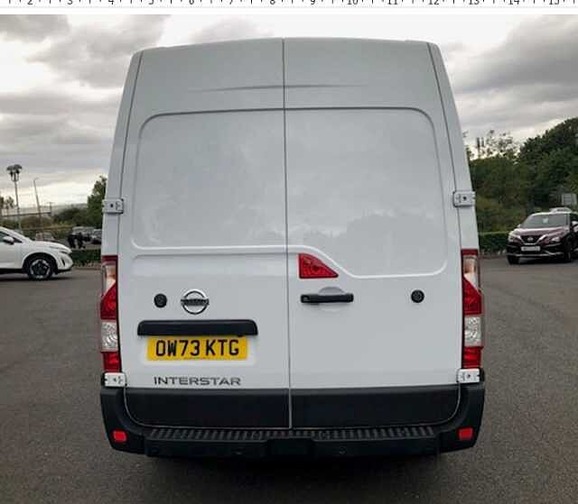 Nissan Interstar 2.3 dCi 135 Tekna L3 H2 3.5T Van with Sat Nav and Air Con