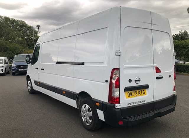 Nissan Interstar 2.3 dCi 135 Tekna L3 H2 3.5T Van with Sat Nav and Air Con