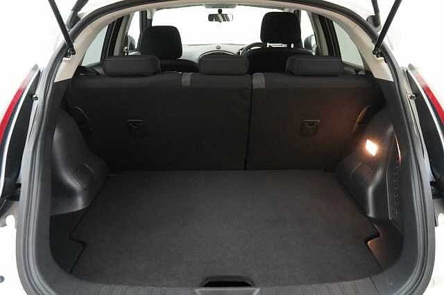 Nissan Juke 1.6 112 Acenta with Auto Air Con and Rear Parking Sensors