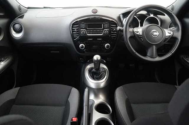 Nissan Juke 1.6 112 Acenta with Auto Air Con and Rear Parking Sensors