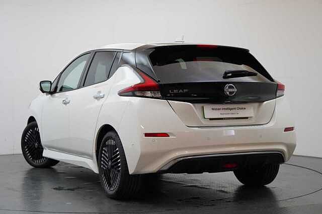 Nissan LEAF 39KW Tekna Auto with BOSE Audio and Pro Pilot Technology