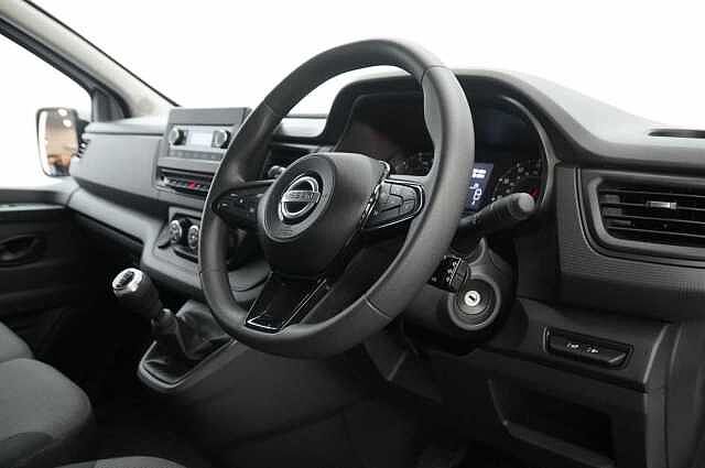 Nissan Primastar 2.0 dCi 110 Acenta L1 H1 2.8T Panel Van with Air Con and Ply Lining