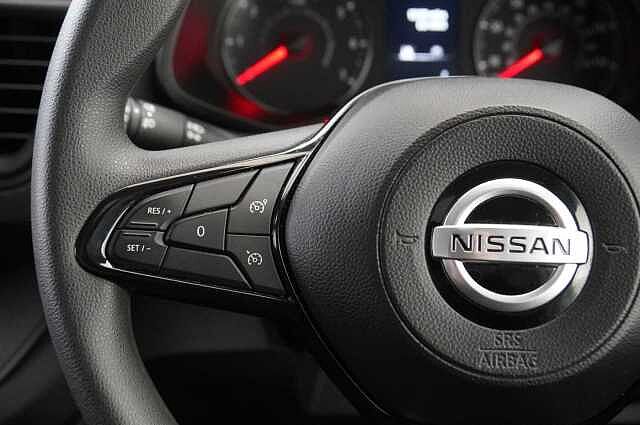 Nissan Primastar 2.0 dCi 110 Acenta L1 H1 2.8T Panel Van with Air Con and Ply Lining