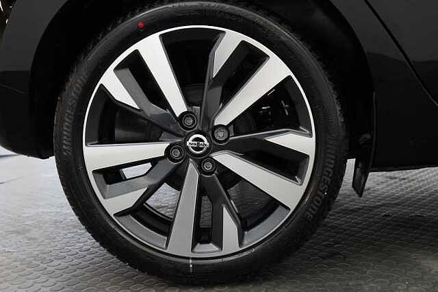 Nissan Micra 1.0 IG-T 92 Tekna with BOSE Audio + Nav and 360 Around View Cameras