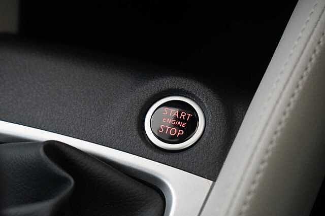 Nissan Micra 1.0 IG-T 92 Tekna with BOSE Audio + Nav and 360 Around View Cameras