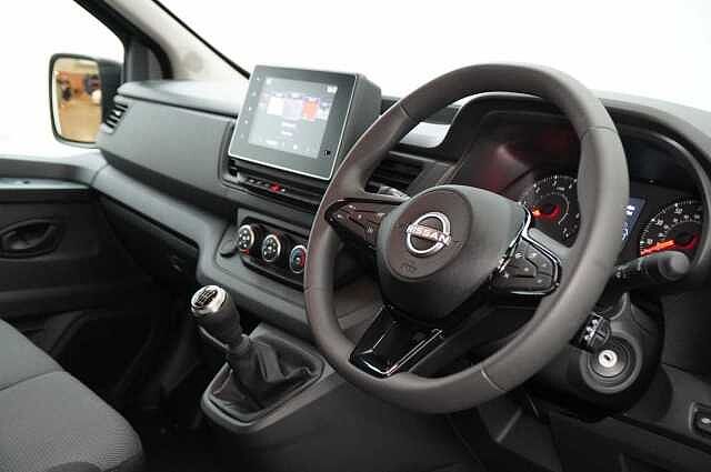 Nissan Primastar 2.0 dCi 110 Acenta L1 H1 3.0T Panel Van with Air Con
