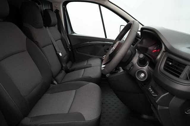 Nissan Primastar 2.0 dCi 110 Acenta L1 H1 3.0T Panel Van with Air Con