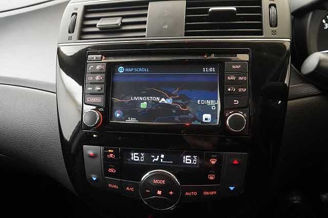 Nissan Pulsar 1.2 DIG-T 115 N-Connecta with Sat Nav and Rear Camera