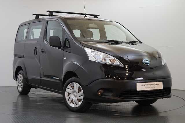 Nissan e-NV200 Combi 40KW Visia Auto with 7 Seats and Heat Pack Upgrade