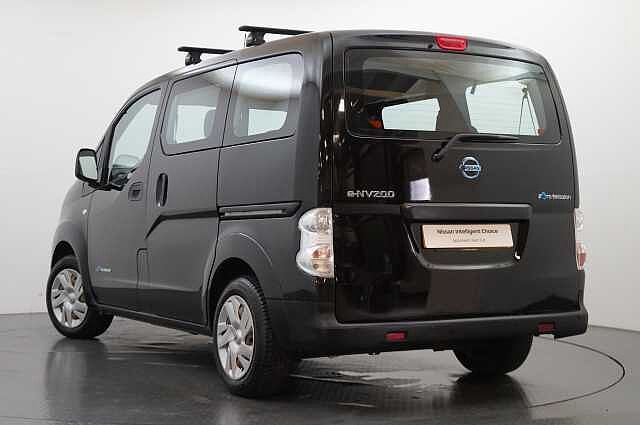 Nissan e-NV200 Combi 40KW Visia Auto with 7 Seats and Heat Pack Upgrade
