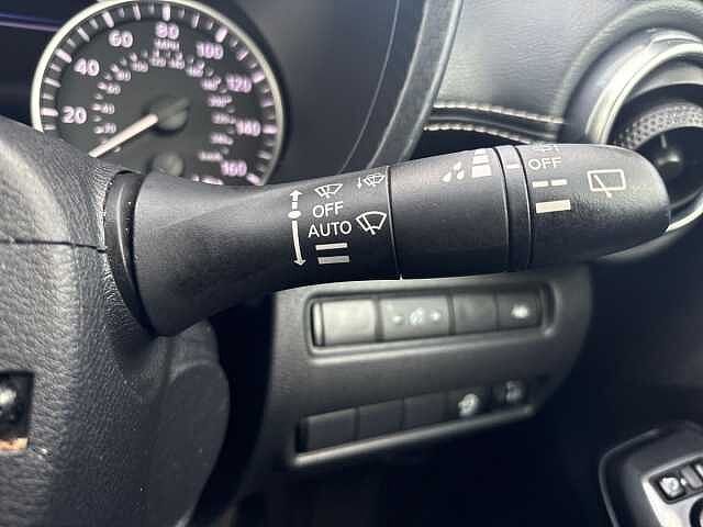 Nissan Juke 1.0 DiG-T 114 N-Connecta 5dr