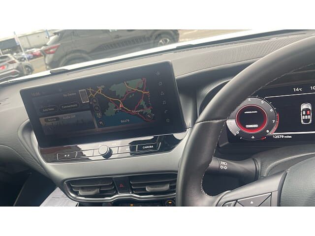 Nissan Juke 1.0 DiG-T N-Connecta 5dr Petrol Hatchback