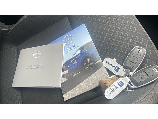 Nissan Juke 1.0 DiG-T N-Connecta 5dr Petrol Hatchback