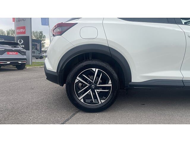 Nissan Juke 1.0 DiG-T N-Connecta 5dr Petrol Hatchback