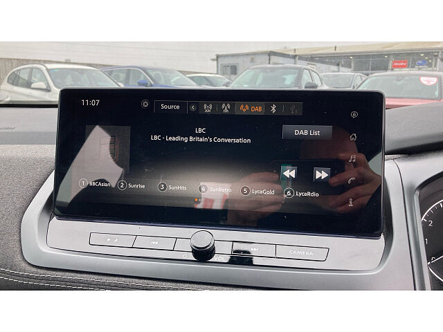 Nissan Qashqai 1.3 DiG-T MH 158 Acenta Premium 5dr Xtronic Petrol Hatchback