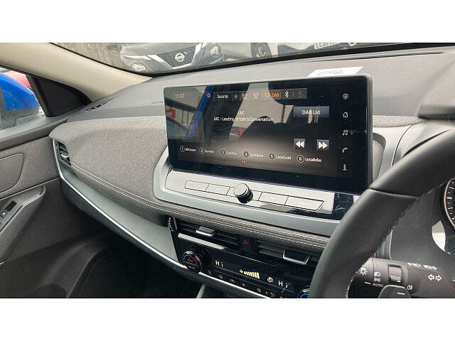 Nissan Qashqai 1.3 DiG-T MH 158 Acenta Premium 5dr Xtronic Petrol Hatchback