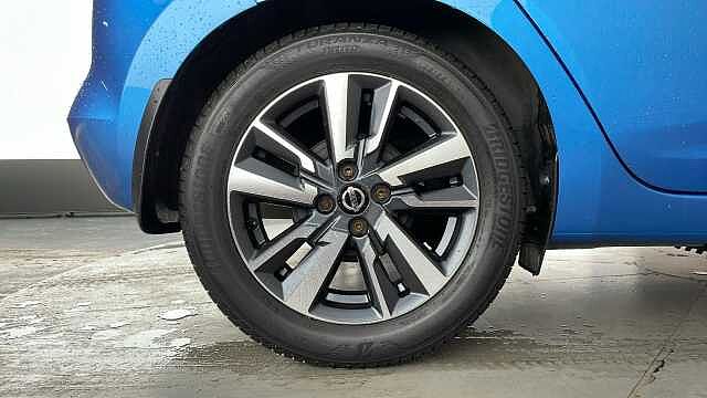 Nissan Micra NISSAN Micra 1.0 IG-T Tekna Hatchback 5dr Petrol XTRON Euro 6 (s/s) (100 ps)