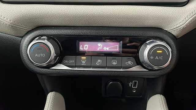 Nissan Micra NISSAN Micra 1.0 IG-T Tekna Hatchback 5dr Petrol XTRON Euro 6 (s/s) (100 ps)