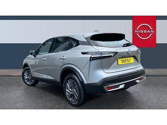 Nissan Qashqai 1.3 DiG-T MH Acenta Premium 5dr Petrol Hatchback