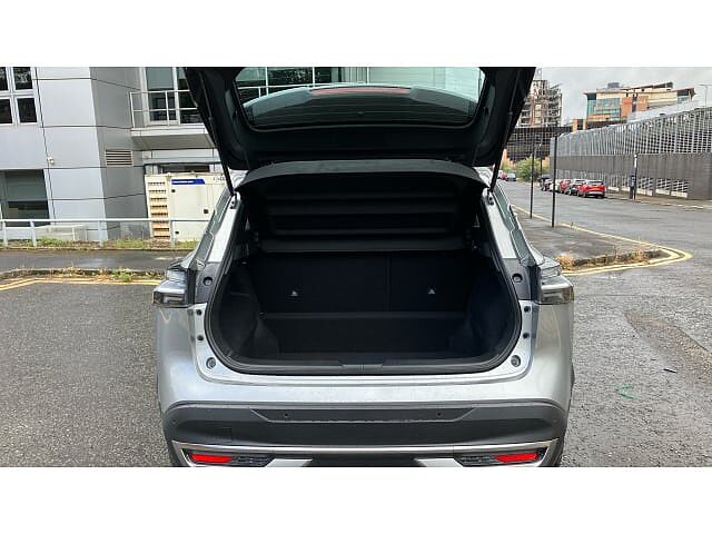 Nissan Qashqai 1.3 DiG-T MH Acenta Premium 5dr Petrol Hatchback