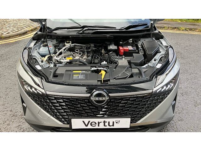 Nissan Qashqai 1.3 DiG-T MH Acenta Premium 5dr Petrol Hatchback