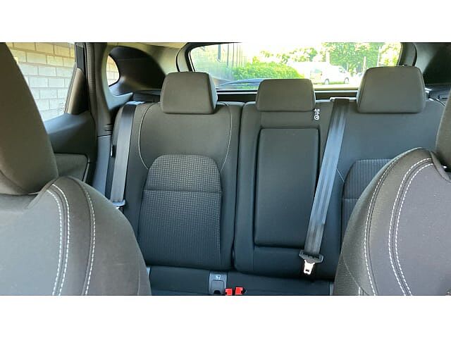 Nissan Qashqai 1.3 DiG-T MH Acenta Premium 5dr Petrol Hatchback