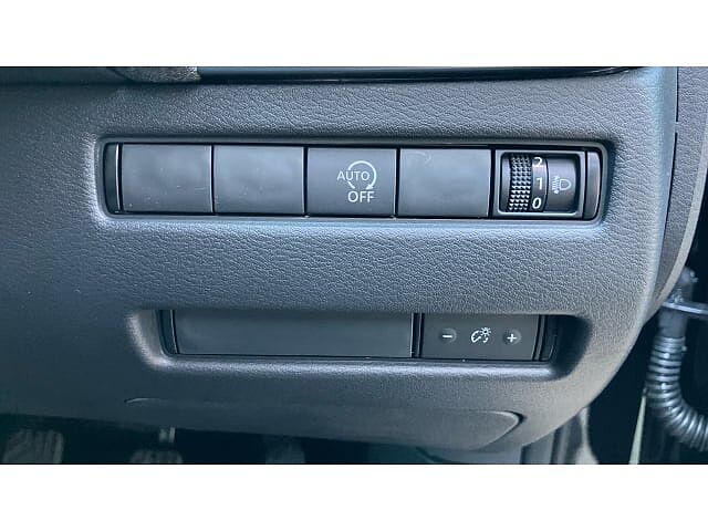 Nissan Qashqai 1.3 DiG-T MH Acenta Premium 5dr Petrol Hatchback