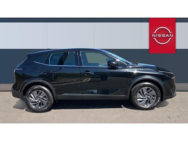 Nissan Qashqai 1.3 DiG-T MH Acenta Premium 5dr Petrol Hatchback