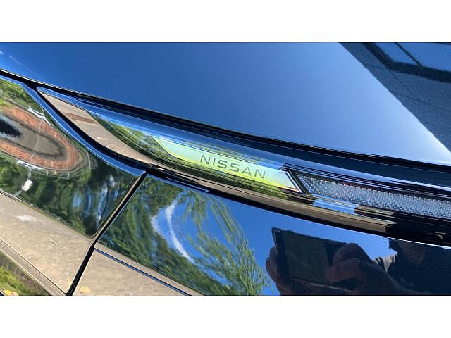 Nissan Qashqai 1.3 DiG-T MH Acenta Premium 5dr Petrol Hatchback