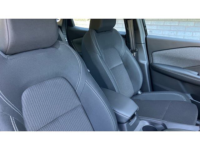 Nissan Qashqai 1.3 DiG-T MH Acenta Premium 5dr Petrol Hatchback