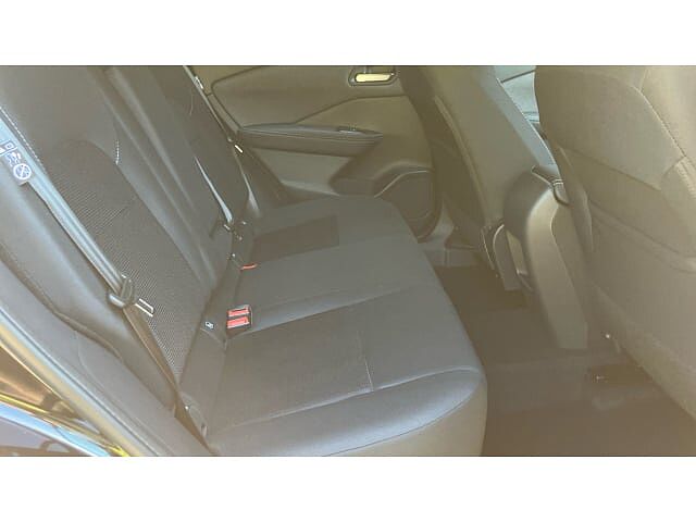 Nissan Qashqai 1.3 DiG-T MH Acenta Premium 5dr Petrol Hatchback