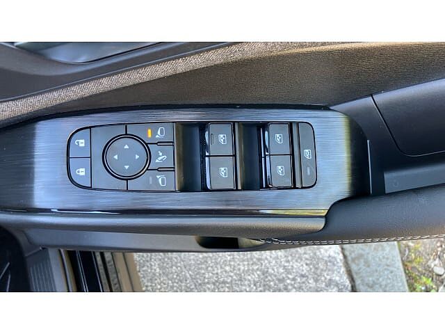 Nissan Qashqai 1.3 DiG-T MH Acenta Premium 5dr Petrol Hatchback