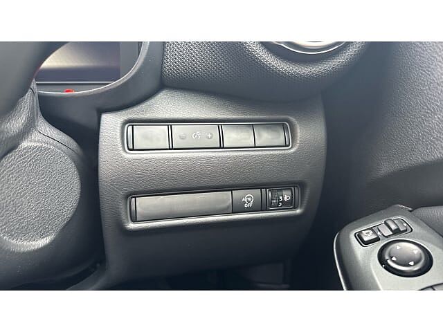 Nissan Juke 1.0 DiG-T N-Connecta 5dr Petrol Hatchback