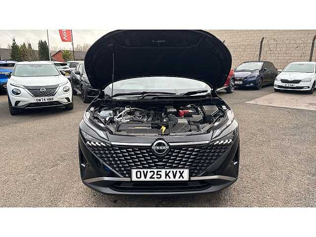 Nissan Qashqai 1.3 DiG-T MH Acenta Premium 5dr Petrol Hatchback