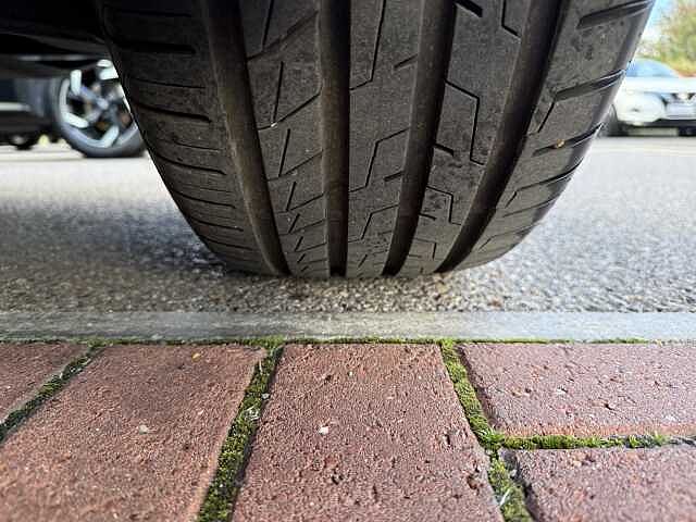 Nissan Ariya (178kW) Engage (87kWh) [22Kw Charger]