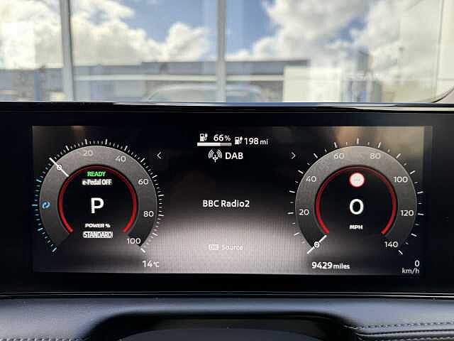 Nissan Ariya (178kW) Engage (87kWh) [22Kw Charger]