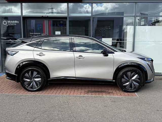 Nissan Ariya (178kW) Engage (87kWh) [22Kw Charger]