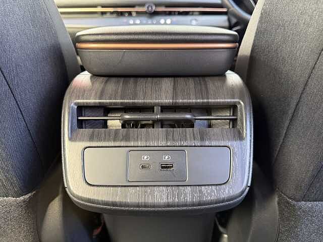 Nissan Ariya (178kW) Engage (87kWh) [22Kw Charger]