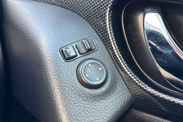 Nissan X-Trail 1.6 DiG-T Tekna