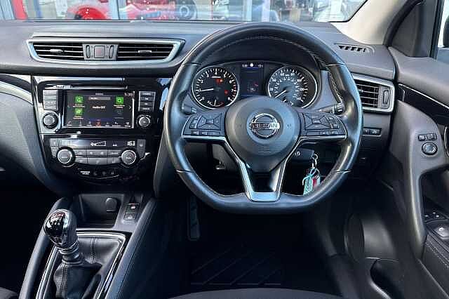Nissan Qashqai 1.3 DiG-T (140ps) Acenta Premium