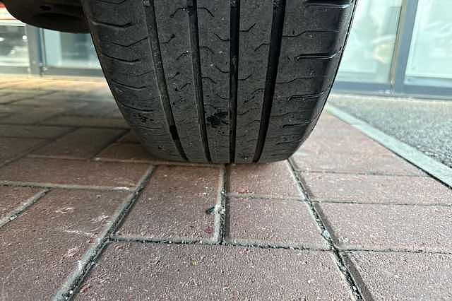 Nissan Qashqai 1.3 DiG-T (140ps) Acenta Premium