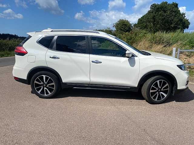 Nissan X-TRAIL Tekna Dig-T S-A