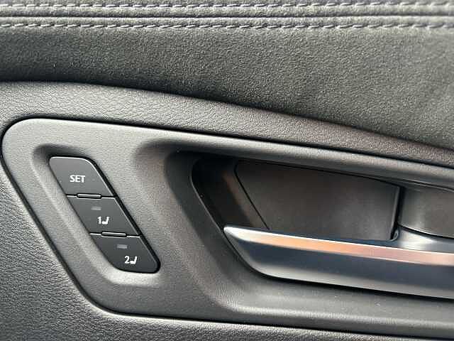 Nissan Ariya E (178kw) Evolve (22kW Charger)