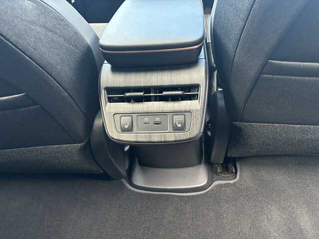 Nissan Ariya E (178kw) Evolve (22kW Charger)