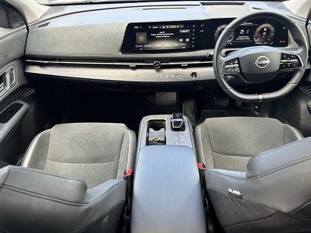 Nissan Ariya E (178kw) Evolve (22kW Charger)