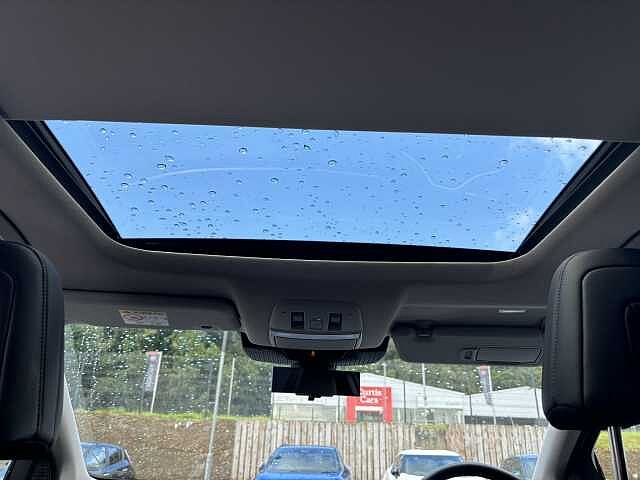 Nissan Ariya E (178kw) Evolve (22kW Charger)