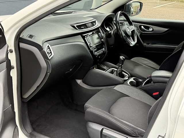 Nissan Qashqai 1.5 dCi 115 N-Connecta 5dr