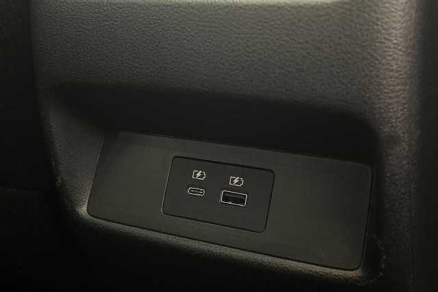 Nissan Qashqai 1.3 DiG-T MH N-Connecta 5dr