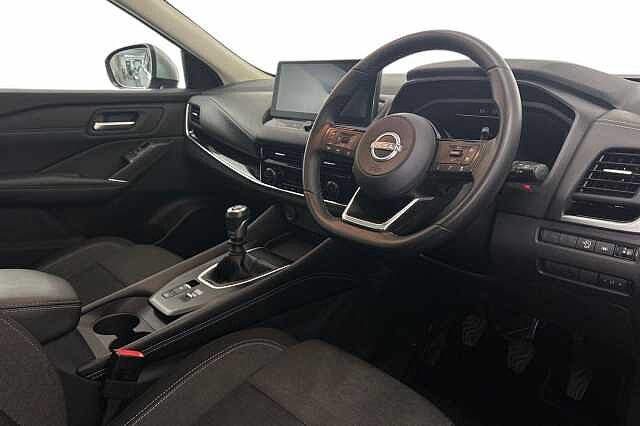 Nissan Qashqai 1.3 DiG-T MH N-Connecta 5dr